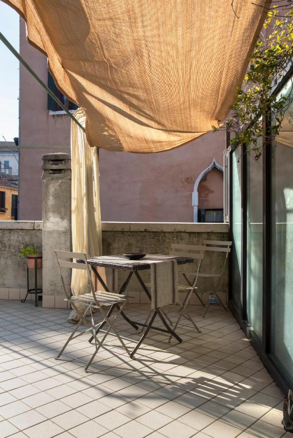 Tre Sestieri Terrace Canal View Венеция Экстерьер фото